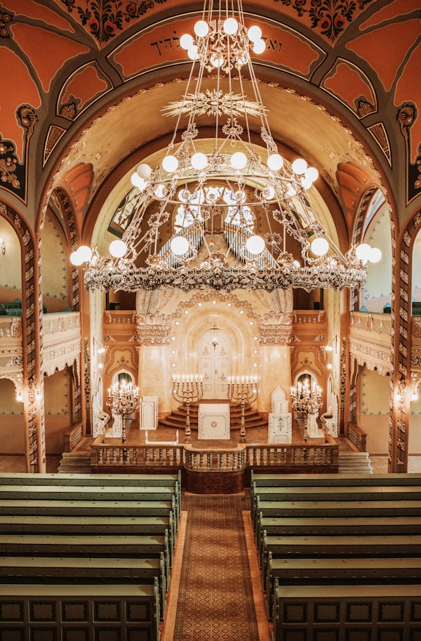 Synagogue sanctuary